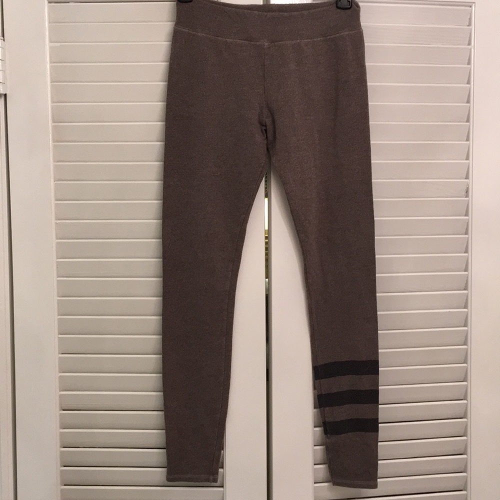 Sundry leggings